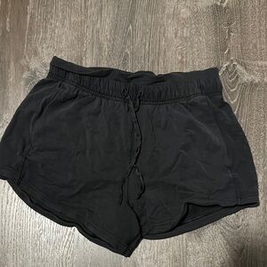 Lululemon Women's Black Shorts